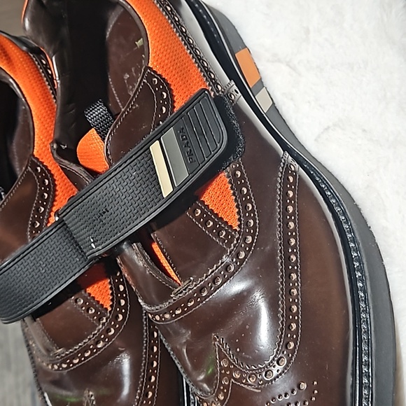 PRADA Brown Perforated Leather Wingtip Loafers size 9.5 - Picture 2 of 7